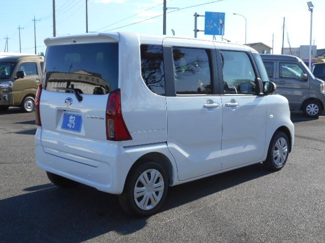 シフォン Ｇ　届出済未使用車　届出済未使用車　純正ナビ／フルセグＴＶ　パノラミックビューモニター（メーカーＯＰ）　両側パワースライドドア（右側メーカーＯＰ）　シートヒーター　ＬＥＤヘッドライト（9枚目）