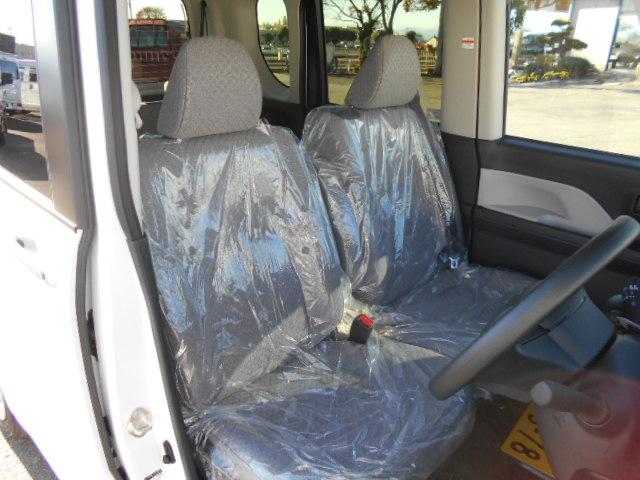 シフォン Ｇ　届出済未使用車　届出済未使用車　純正ナビ／フルセグＴＶ　パノラミックビューモニター（メーカーＯＰ）　両側パワースライドドア（右側メーカーＯＰ）　シートヒーター　ＬＥＤヘッドライト（21枚目）