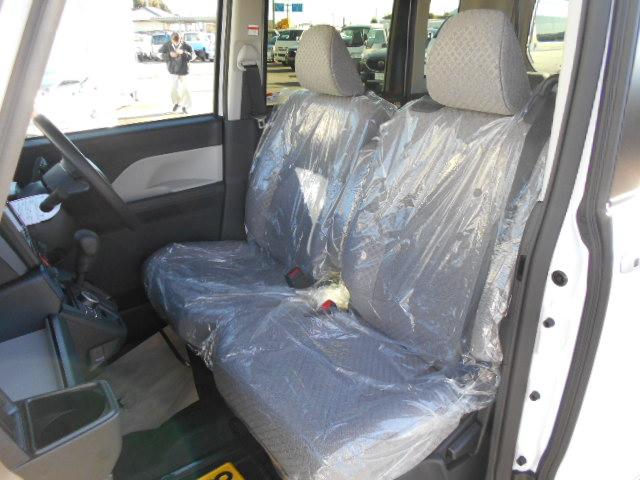 シフォン Ｇ　届出済未使用車　届出済未使用車　純正ナビ／フルセグＴＶ　パノラミックビューモニター（メーカーＯＰ）　両側パワースライドドア（右側メーカーＯＰ）　シートヒーター　ＬＥＤヘッドライト（22枚目）