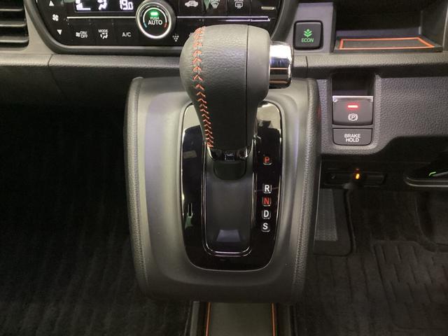 N-ONE RS サイドカーテンエアバック クリアランスソナー シートヒータ 横滑り防止機能 インテリキー ETC付き AAC オートクルーズコントロール Bカメ アイドリングストップ機能 地デジチューナー(18枚目)