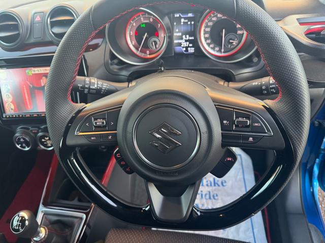 スイフトスポーツ ベースグレード ベースグレード(5名)セーフティパッケージ、全方位カメラ6速MT ターボ 8型TVナビ(5枚目)