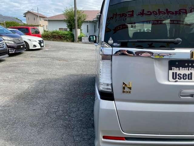 Ｎ－ＢＯＸ Ｇ　ＳＳパッケージ　検Ｒ８／７　４ＷＤ　両側電動スライドドア　プッシュスタート　キーレスエントリー　ＤＶＤ再生　ＣＤ再生　ＥＴＣ　フルセグＴＶ　フロントフォグライト　純正アルミホイール　バックカメラ（15枚目）