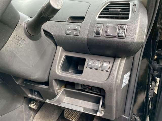セレナ ハイウェイスター　Ｓ－ハイブリッド　車検整備付　両側電動スライドドア　純正ナビ　Ｂｌｕｅｔｏｏｔｈ付き　ＤＶＤ再生　ＣＤ再生　ワンセグＴＶ　キーレスエントリー　プッシュスターろ　純正アルミホイール　ＥＴＣ（53枚目）