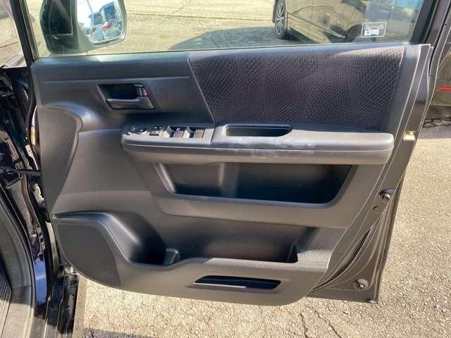 ステップワゴンスパーダ Z 車検整備付 両側電動スライドドア 純正H DDナビ 純正アルミホイール バックカメラ DVD再生 CD再生 ワンセグTV フロントフォグライト(39枚目)