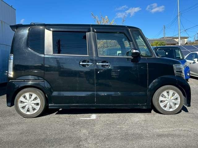 Ｎ－ＢＯＸカスタム Ｇ　ＳＳパッケージ　車検整備付　両側電動スライドドア　バックカメラ　ＤＶＤ再生　ＣＤ再生　Ｂｌｕｅｔｏｏｔｈ付き　フロントフォグライト　ローダウン　キーレス　プッシュスタート（8枚目）