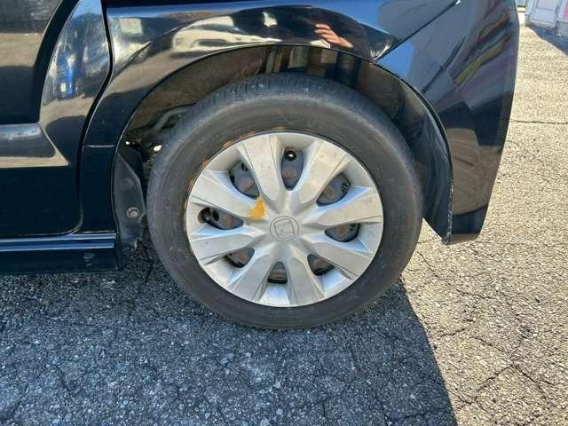 Ｎ－ＢＯＸカスタム Ｇ　ＳＳパッケージ　車検整備付　両側電動スライドドア　バックカメラ　ＤＶＤ再生　ＣＤ再生　Ｂｌｕｅｔｏｏｔｈ付き　フロントフォグライト　ローダウン　キーレス　プッシュスタート（27枚目）