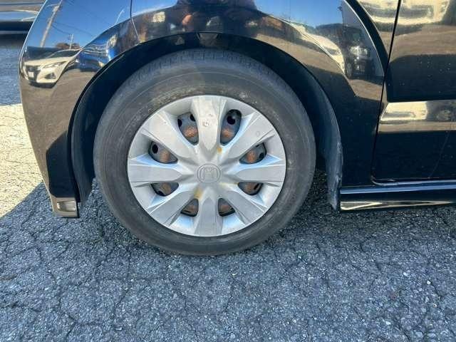 Ｎ－ＢＯＸカスタム Ｇ　ＳＳパッケージ　車検整備付　両側電動スライドドア　バックカメラ　ＤＶＤ再生　ＣＤ再生　Ｂｌｕｅｔｏｏｔｈ付き　フロントフォグライト　ローダウン　キーレス　プッシュスタート（28枚目）