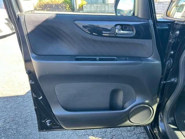 Ｎ－ＢＯＸカスタム Ｇ　ＳＳパッケージ　車検整備付　両側電動スライドドア　バックカメラ　ＤＶＤ再生　ＣＤ再生　Ｂｌｕｅｔｏｏｔｈ付き　フロントフォグライト　ローダウン　キーレス　プッシュスタート（35枚目）