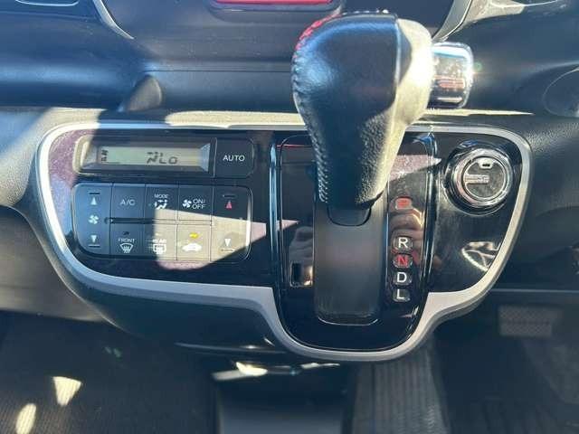 Ｎ－ＢＯＸカスタム Ｇ　ＳＳパッケージ　車検整備付　両側電動スライドドア　バックカメラ　ＤＶＤ再生　ＣＤ再生　Ｂｌｕｅｔｏｏｔｈ付き　フロントフォグライト　ローダウン　キーレス　プッシュスタート（42枚目）