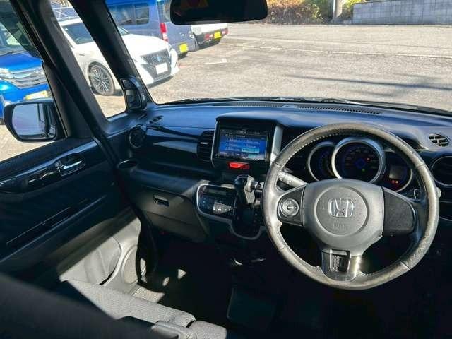 Ｎ－ＢＯＸカスタム Ｇ　ＳＳパッケージ　車検整備付　両側電動スライドドア　バックカメラ　ＤＶＤ再生　ＣＤ再生　Ｂｌｕｅｔｏｏｔｈ付き　フロントフォグライト　ローダウン　キーレス　プッシュスタート（49枚目）