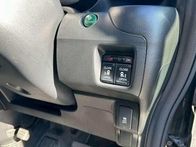 Ｎ－ＢＯＸカスタム Ｇ　ＳＳパッケージ　車検整備付　両側電動スライドドア　バックカメラ　ＤＶＤ再生　ＣＤ再生　Ｂｌｕｅｔｏｏｔｈ付き　フロントフォグライト　ローダウン　キーレス　プッシュスタート（61枚目）