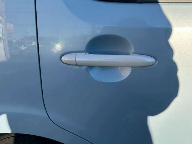 ミラココア ココアＸスペシャルコーデ　検Ｒ８／１０　社外ナビ　ワンセグＴＶ　純正アルミホイール　キーレス　アイドリングストップ　ＵＳＢ接続　ＳＤ　ＡＵＸ　ＣＤ再生（21枚目）