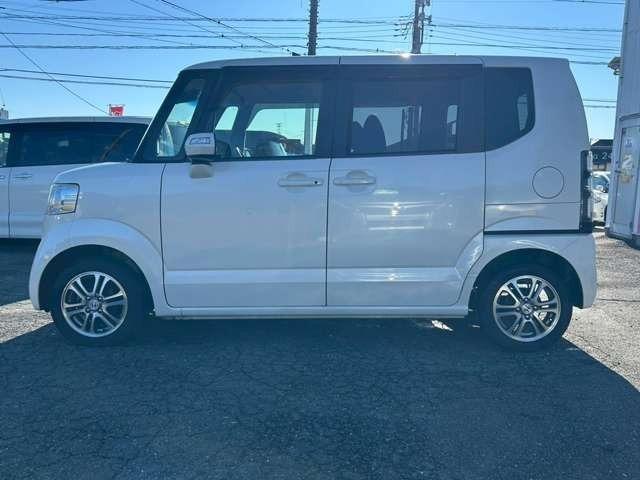 Ｎ－ＢＯＸ Ｇ　ＳＳパッケージ　車検整備付　両側電動スライドドア　社外ナビ　Ｂｌｕｅｔｏｏｔｈ付き　ＤＶＤ再生　ＣＤ再生　純正アルミホイール　プッシュスタート　キーレス　フルセグ（12枚目）