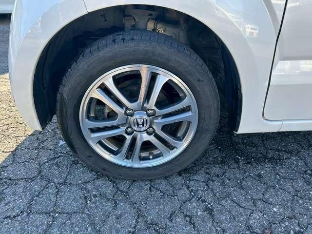 Ｎ－ＢＯＸ Ｇ　ＳＳパッケージ　車検整備付　両側電動スライドドア　社外ナビ　Ｂｌｕｅｔｏｏｔｈ付き　ＤＶＤ再生　ＣＤ再生　純正アルミホイール　プッシュスタート　キーレス　フルセグ（27枚目）