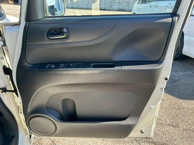 Ｎ－ＢＯＸ Ｇ　ＳＳパッケージ　車検整備付　両側電動スライドドア　社外ナビ　Ｂｌｕｅｔｏｏｔｈ付き　ＤＶＤ再生　ＣＤ再生　純正アルミホイール　プッシュスタート　キーレス　フルセグ（38枚目）