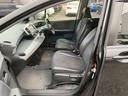 お車の状態は内外装共にとても綺麗な状態を保っておりますので私共でも自信を持ってお薦め出来る1台です!!同年式のお車と比べますと、大事にお乗りだった事を実感して頂けるはずです♪