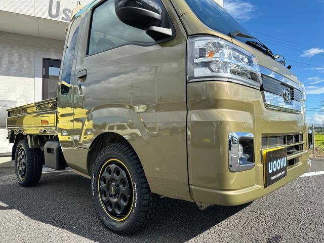 ハイゼットトラック ジャンボエクストラ　届出済未使用車　新品ホイール　ミルエイト　新品タイヤ　モンスタ　４ＷＤ　スマアシ　スマートキー　プッシュスタート　ＬＥＤヘッドライト　Ｆフォグランプ　作業灯　純正ホイールタイヤセット付（11枚目）