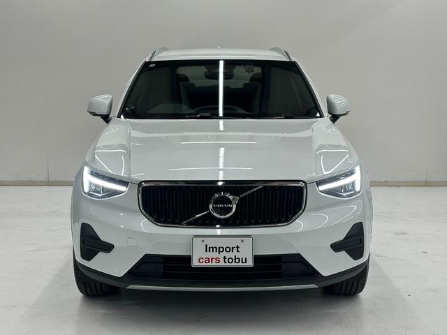 ＸＣ４０ プラス　Ｂ４　ＡＷＤ　純正ナビ・バックカメラ　ＬＥＤヘッドライト　３６０度カメラ　電動リアゲート　アダプティブクルーズコントロール　パワーシート　シートヒーター　ＥＴＣ（2枚目）