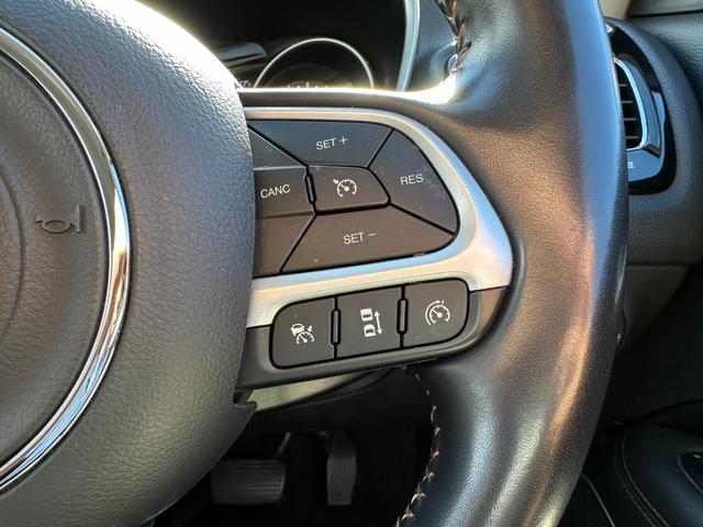 ジープ・コンパス リミテッド 純正ナビ・バックカメラ アダプティブクルーズコントロール レザーシート シートヒーター ETC(11枚目)