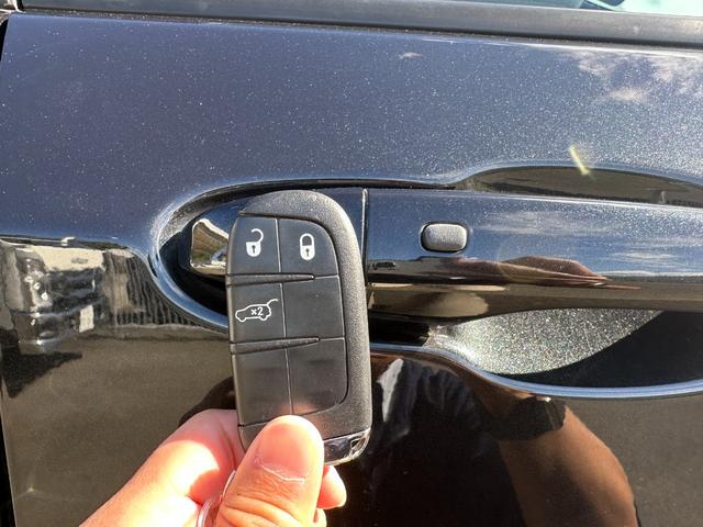 ジープ・コンパス リミテッド 純正ナビ・バックカメラ アダプティブクルーズコントロール レザーシート シートヒーター ETC(32枚目)