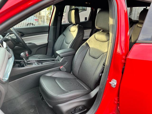 ジープ・コンパス リミテッド ワンオーナー車 純正ナビ・バックカメラ LEDヘッドライト アダプティブクルーズコントロール パワーシート シートヒーター 置くだけ充電 ブラインドスポットモニター ETC(23枚目)