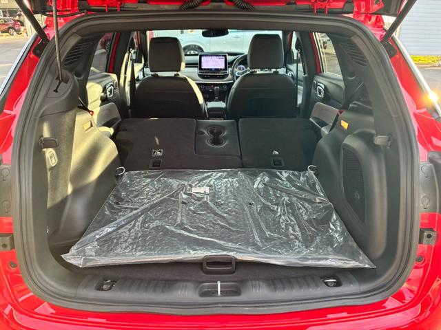 ジープ・コンパス リミテッド ワンオーナー車 純正ナビ・バックカメラ LEDヘッドライト アダプティブクルーズコントロール パワーシート シートヒーター 置くだけ充電 ブラインドスポットモニター ETC(27枚目)