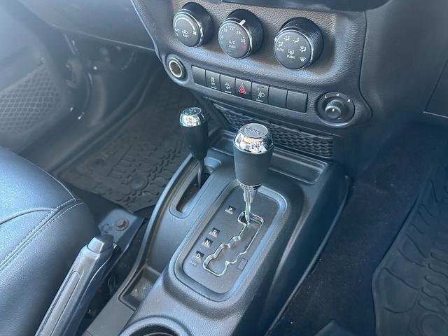 ジープ・ラングラーアンリミテッド スポーツ　純正ナビ・バックカメラ　クルーズコントロール　ＥＴＣ（12枚目）