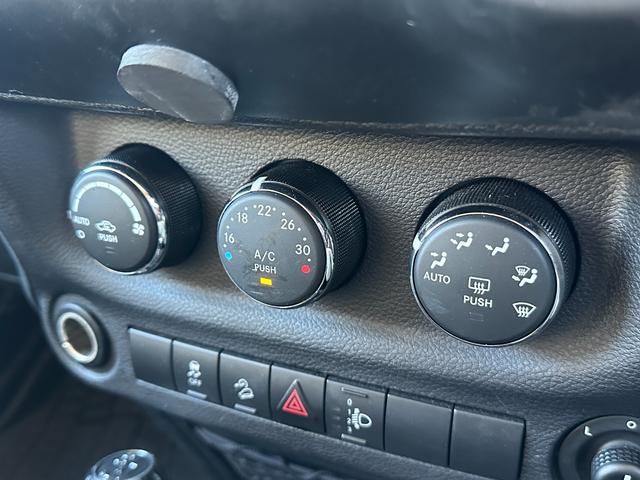 ジープ・ラングラーアンリミテッド スポーツ　純正ナビ・バックカメラ　クルーズコントロール　ＥＴＣ（14枚目）