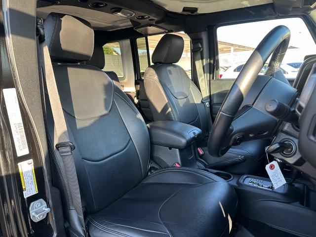 ジープ・ラングラーアンリミテッド スポーツ　純正ナビ・バックカメラ　クルーズコントロール　ＥＴＣ（18枚目）