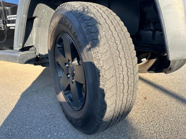 ジープ・ラングラーアンリミテッド スポーツ　純正ナビ・バックカメラ　クルーズコントロール　ＥＴＣ（27枚目）