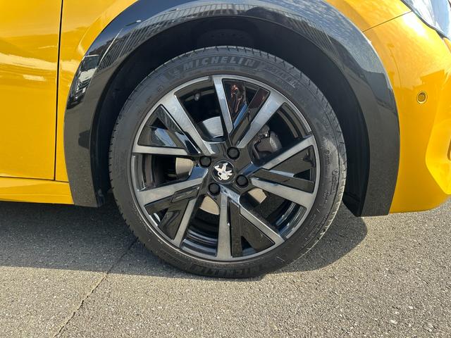 前橋市今井町信号の角！！国道５０号と上武国道が交わる交差点の白い看板が目印！！伊勢崎スマートインターから１０分！！