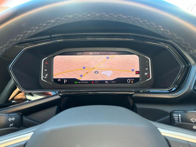 T-クロス TSI アクティブ ワンオーナー車 純正ナビ・バックカメラ ディスカバープロパッケージ セーフティーパッケージ アクティブクルーズコントロール ブラインドスポットモニター ETC(8枚目)