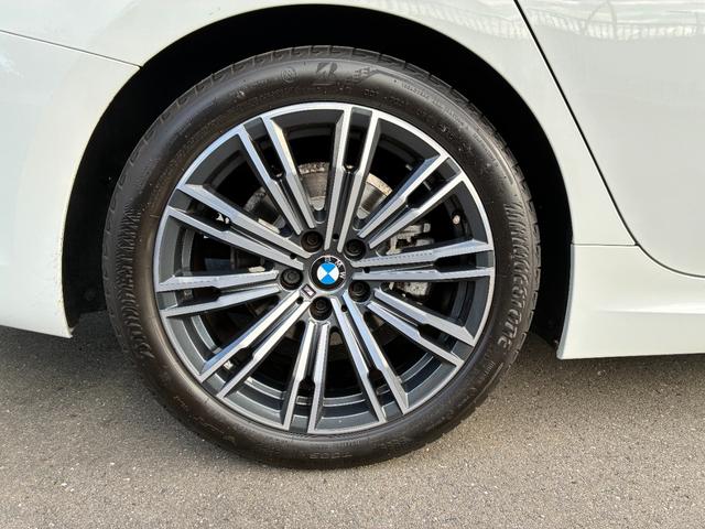 ３シリーズ ３２０ｉ　Ｍスポーツ　ワンオーナー車　純正ナビ・バックカメラ　３６０度カメラ　パワーシート　シートヒーター　アダプティブクルーズコントロール　インテリジェントセーフティー　コンフォートアクセス　ＥＴＣ（28枚目）