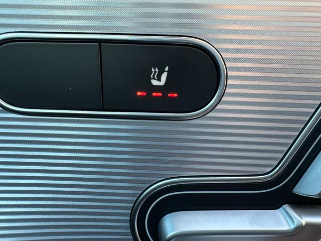 Ａクラスセダン Ａ２００ｄ　セダン　ＡＭＧライン　純正ナビ・バックカメラ　アダプティブクルーズコントロール　ＬＥＤヘッドライト　パワーシート　シートヒーター　フルセグＴＶ　ＥＴＣ　キーレスゴー（17枚目）