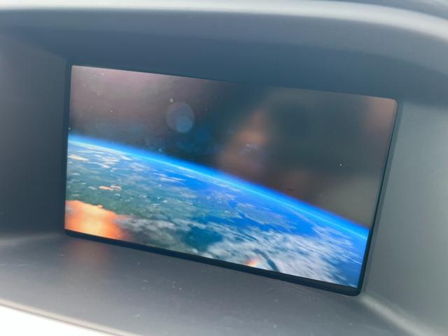 Ｖ６０ オーシャンレース・エディション　／特別限定車／サンル－フ／本革電動シ－ト＋ヒ－タ－／セ－フティ－ＰＫＧ／検：２年付／純ナビ／フルセグ／ＤＶＤ／Ｂｌｕｅｔｏｏｔｈ／純１７ＡＷ／ＥＴＣ／ＨＩＤ／デジタルミラ－／本革ステア／ＭＴモ－ド／（22枚目）