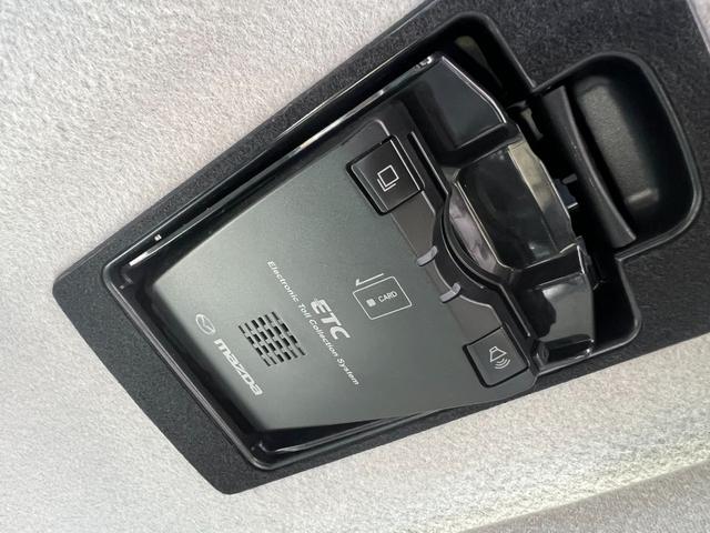 MPV 23S /後期型/エアロ+リアスポ/外ナビ/フルセグ/DVD/Bluetooth/両側電動スライド/ETC/HID/フォグ/純17AW/革ステ/スマキ-/MTモ-ド/AUTOエアコン/PVガラス/Tチェ-ン(18枚目)