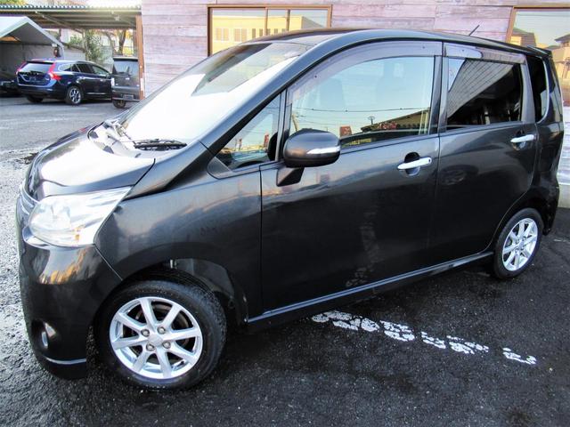 ムーヴ カスタム Xリミテッド /車検:2年付き/エアロ+リアスポ/社外ナビ/DVD/Bluetooth/純正14AW/HID/フォグ/革巻きステア/スマ-トキ-/ベンチシ-ト/AUTOエアコン/ドアバイザ-/PVガラス/Tチェ-ン(31枚目)