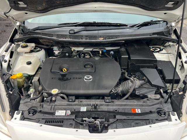 プレマシー ２０ＣＳ　／車検：２年付／社外ナビ／バックカメラ／フルセグ／ＤＶＤ視聴／Ｂｌｕｅｔｏｏｔｈ／左側電動スライドドア／ＥＴＣ／キ－レス／ＡＵＴＯエアコン／外装色：クリスタルホワイトパールマイカ／Ｔチェ－ン（29枚目）
