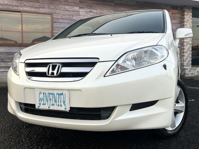 全国陸送ＯＫ♪修復歴無♪車検：２年付♪走行：７．６万ｋｍ♪４ＷＤ♪フロントベンチシート♪社外ナビ♪純正１５ＡＷ♪ＬＥＤライト♪キーレス♪ＡＵＴＯエアコン♪バイザー♪ＰＶガラス♪Ｔチェーン