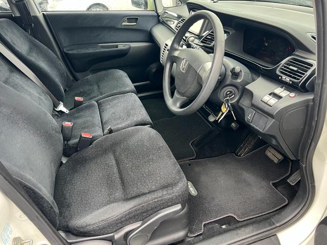 エディックス 20X /車検:2年付/走行:7.6万km/フロントベンチシート/社外ナビ/純正15インチAW/キーレス/AUTOエアコン/ドアバイザー/プライバシーガラス/Tチェーン/外装色:プレミアムホワイトパール(8枚目)