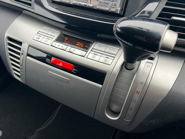 エディックス 20X /車検:2年付/走行:7.6万km/フロントベンチシート/社外ナビ/純正15インチAW/キーレス/AUTOエアコン/ドアバイザー/プライバシーガラス/Tチェーン/外装色:プレミアムホワイトパール(17枚目)