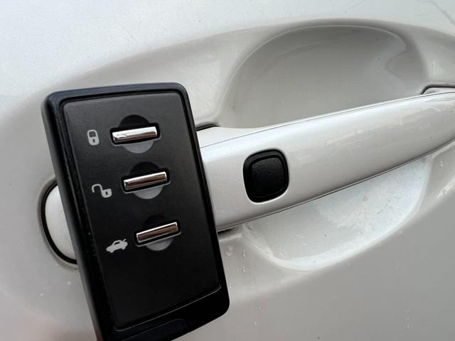 レガシィツーリングワゴン ２．５ＧＴ　ＳＩクルーズ　／タ－ボ／追従クルコン／本革電動＋ヒ－タ－／車検：２年付き／純ナビ／Ｂカメラ／フルセグ／ＤＶＤ／Ｂｌｕｅｔｏｏｔｈ／純１８ＡＷ／ＥＴＣ／ＨＩＤ／フォグ／革ステ／スマキ－／ＭＴモ－ド／バイザ－／Ｗミラ－（26枚目）