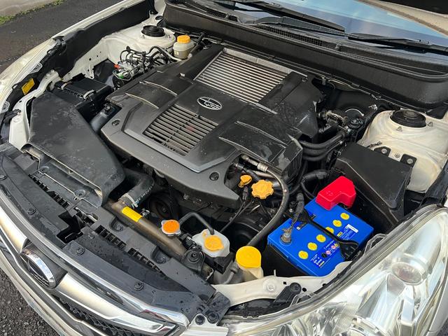 レガシィツーリングワゴン ２．５ＧＴ　ＳＩクルーズ　／タ－ボ／追従クルコン／本革電動＋ヒ－タ－／車検：２年付き／純ナビ／Ｂカメラ／フルセグ／ＤＶＤ／Ｂｌｕｅｔｏｏｔｈ／純１８ＡＷ／ＥＴＣ／ＨＩＤ／フォグ／革ステ／スマキ－／ＭＴモ－ド／バイザ－／Ｗミラ－（34枚目）