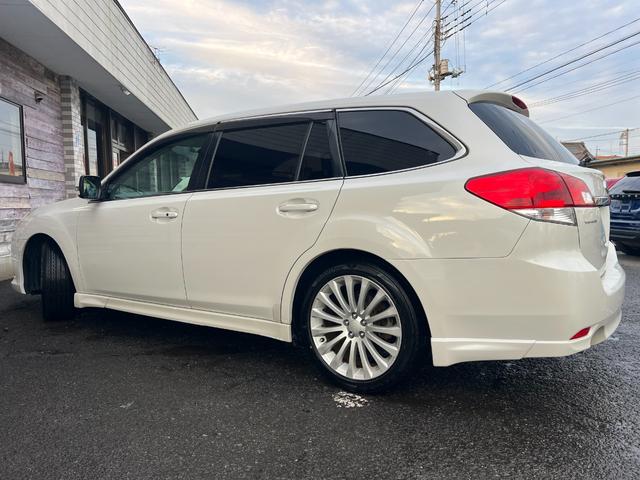 レガシィツーリングワゴン ２．５ＧＴ　ＳＩクルーズ　／タ－ボ／追従クルコン／本革電動＋ヒ－タ－／車検：２年付き／純ナビ／Ｂカメラ／フルセグ／ＤＶＤ／Ｂｌｕｅｔｏｏｔｈ／純１８ＡＷ／ＥＴＣ／ＨＩＤ／フォグ／革ステ／スマキ－／ＭＴモ－ド／バイザ－／Ｗミラ－（40枚目）