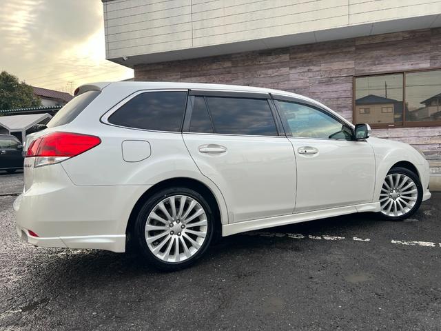 レガシィツーリングワゴン ２．５ＧＴ　ＳＩクルーズ　／タ－ボ／追従クルコン／本革電動＋ヒ－タ－／車検：２年付き／純ナビ／Ｂカメラ／フルセグ／ＤＶＤ／Ｂｌｕｅｔｏｏｔｈ／純１８ＡＷ／ＥＴＣ／ＨＩＤ／フォグ／革ステ／スマキ－／ＭＴモ－ド／バイザ－／Ｗミラ－（44枚目）