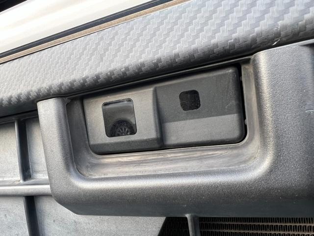 ムーヴ カスタム RS ハイパーSA /車検:2年付/ターボ/衝突回避/純正エアロ+リアスポ/社外ナビ/純正15AW/LEDライト/フォグ/革巻きステア/スマ-トキ-/AUTOエアコン/アイドリングS/ドアバイザ-/PVガラス/Tチェ-ン(10枚目)