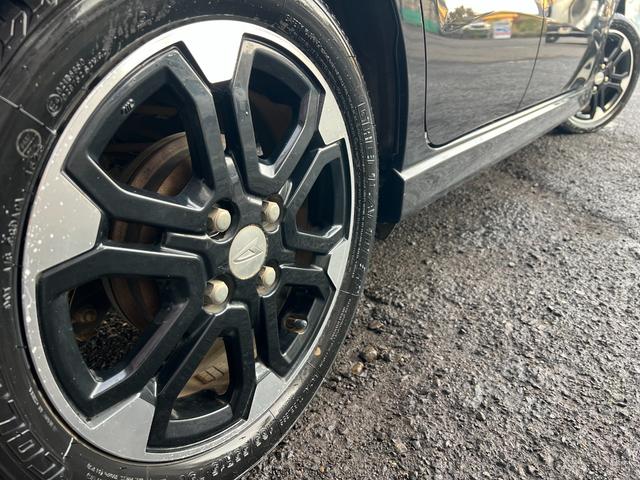 ムーヴ カスタム RS ハイパーSA /車検:2年付/ターボ/衝突回避/純正エアロ+リアスポ/社外ナビ/純正15AW/LEDライト/フォグ/革巻きステア/スマ-トキ-/AUTOエアコン/アイドリングS/ドアバイザ-/PVガラス/Tチェ-ン(13枚目)