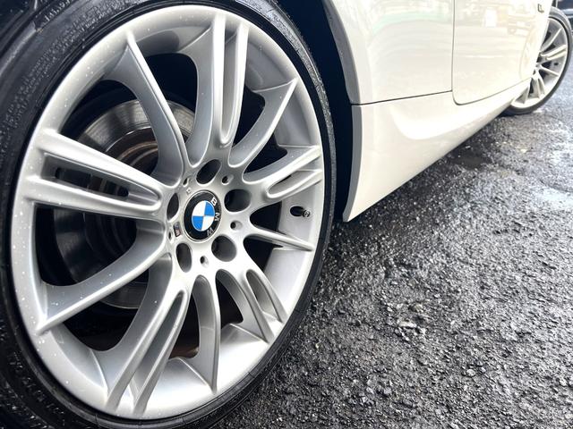 3シリーズ 320i Mスポーツパッケージ /後期型/サンル-フ/車検:2年付/走行:6.8万km/リップ&トランクスポイラ-/純ナビ/Bカメラ/フルセグ/DVD/専用18AW/ETC/HID/フォグ/革ステア/スマキ-/PVガラス/Tチェ-ン(15枚目)