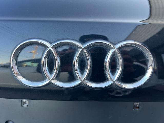 Ａ４アバント ２．０ＴＦＳＩクワトロ　／クワトロ／タ－ボ／車検：２年付／走行：４．５万ｋｍ／純ナビ／フルセグ／ＤＶＤ視聴／純１８ＡＷ／ＨＩＤ／フォグ／ＥＴＣ／電動Ｈレザ－／本革ステア／スマ－トキ－／ＡＵＴＯエアコン／リアスポ／ル－フレ－ル（26枚目）