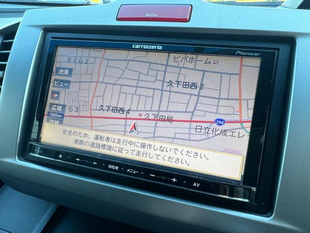 フリードハイブリッド ジャストセレクション　／検：２年付／走：４．３万ｋｍ／外ナビ／フリップダウン／Ｂカメラ／フルセグ／ＤＶＤ／Ｂｌｕｅｔｏｏｔｈ／左側電動スライド／ＨＩＤ／ＥＴＣ／スマキ－／クルコン／ＡＵＴＯエアコン／ドアバイザ－／Ｔチェ－ン（11枚目）